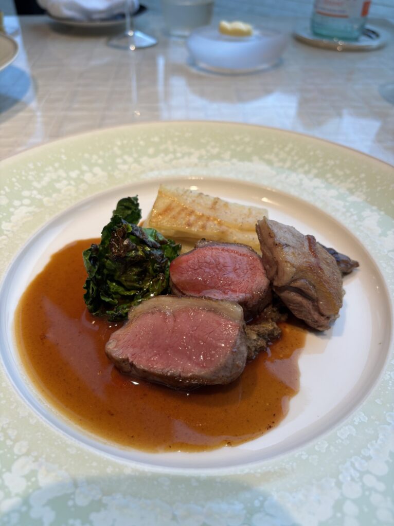 ベージュ アランデュカス・東京 ランチコース 入籍日ランチ 記念日ランチ 肉料理