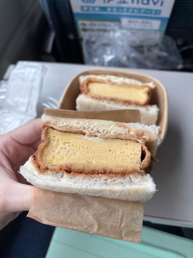 東京駅　グランスタ　えさきのおべんとう　極厚だし巻カツサンド