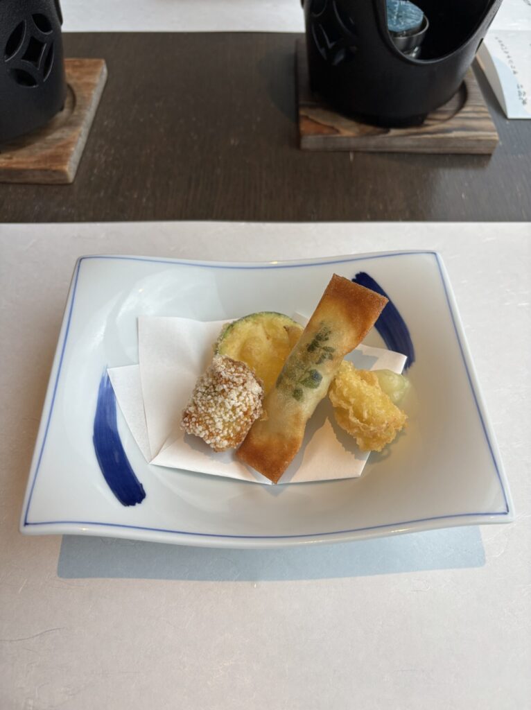界アンジン　夕食