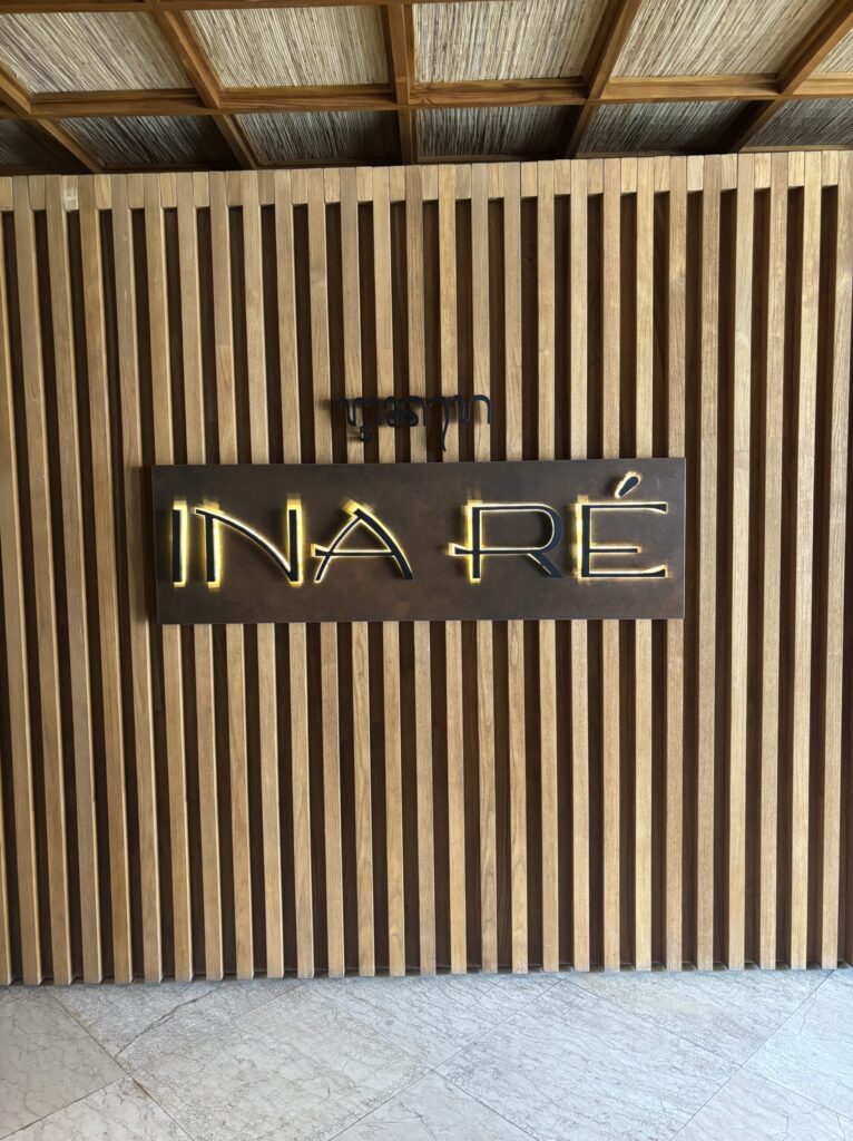 バリ　チャングー　デサキツネ　メゾンキツネ　INARE
