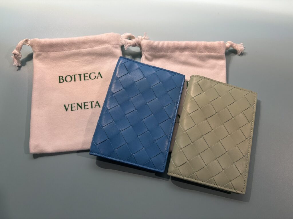BOTTEGA VENETA 御殿場アウトレット パスポートケース