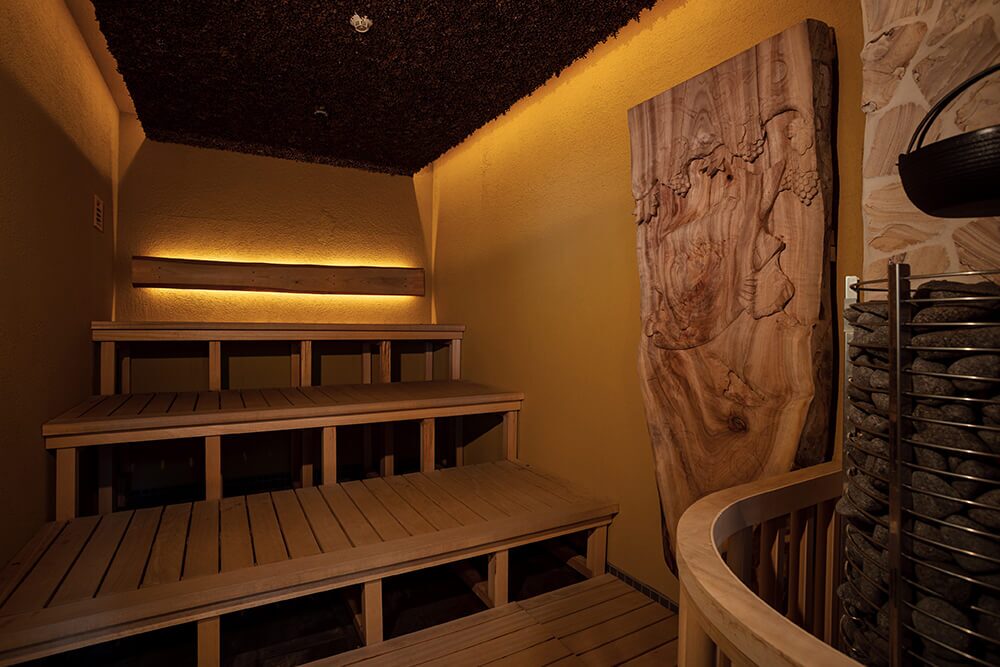 登別グランドホテル　大浴場　熊サウナ　鬼灯の湯　温泉