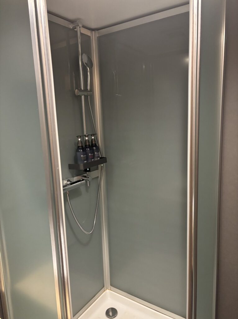 OMO5函館　シャワー