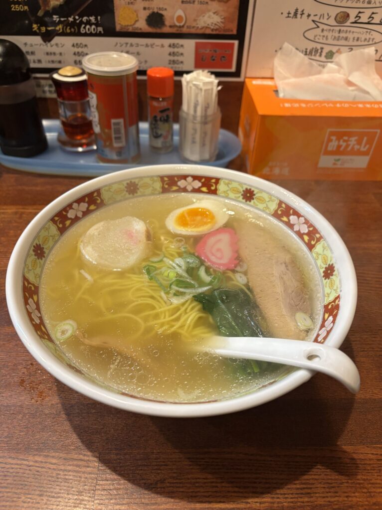 函館らーめん　しなの　塩ラーメン