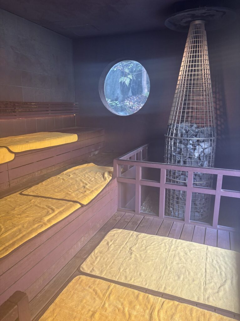 登別グランドホテル　大浴場　鬼サウナ　鬼灯の湯