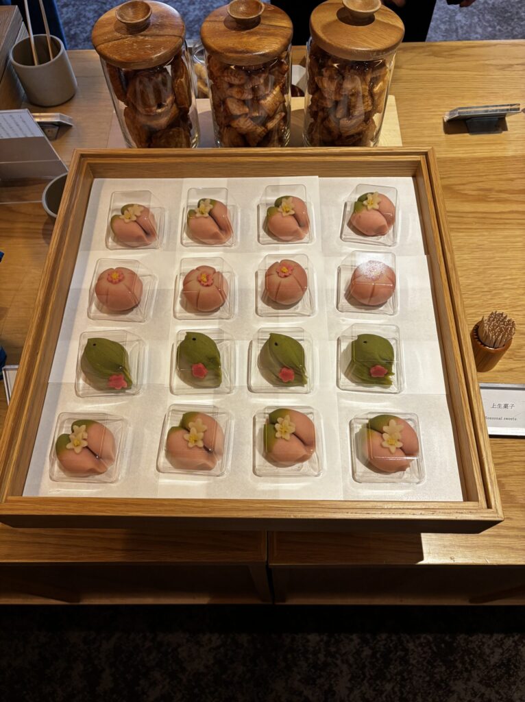 界秋保 せせらぎラウンジ 和菓子